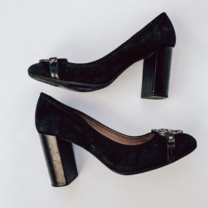 Tory Burch Stacked Suede Heel Black - 7